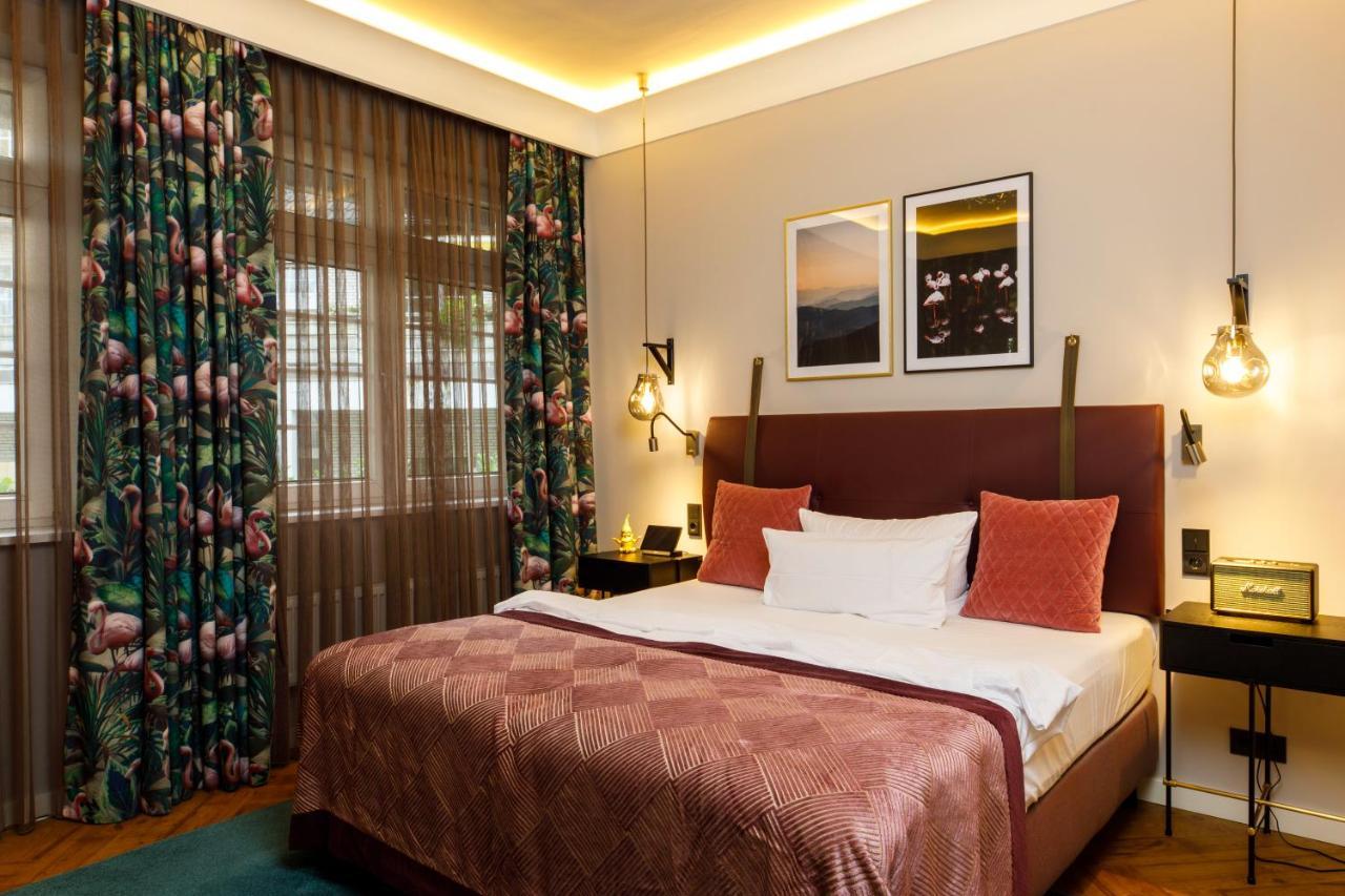 Boutique Hotel Poppenbuetteler Hof Amburgo Esterno foto