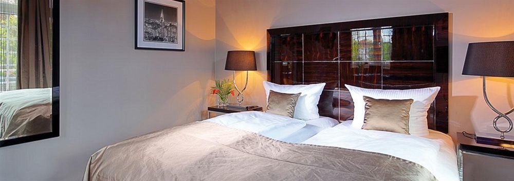 Boutique Hotel Poppenbuetteler Hof Amburgo Esterno foto